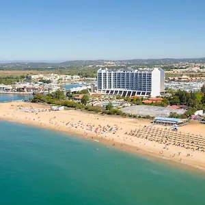 https://vilamoura-marina-mar-2-with-pool-by-homing.hotelaalgarve.com
