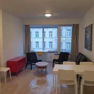 2 Bedrooms Bruxelles